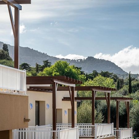 LʼÎle-Rousse Domaine A Marellaアパートホテル エクステリア 写真
